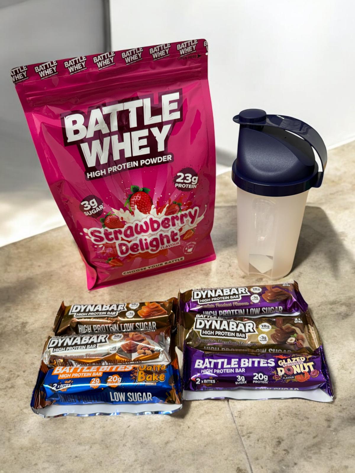 Battle whey strawberry delight protein, 6 protein bars selected from a variety of delicious flavours and a FREE 500ml shaker